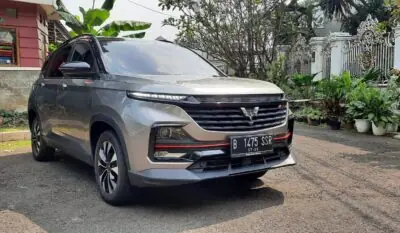 Wuling Almaz