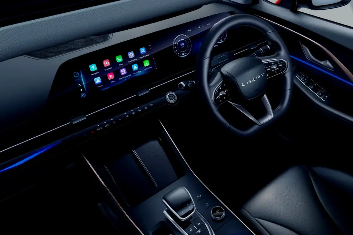 Interior mobil listrik chery omoda 5