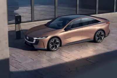 Suv listrik mazda ez 6 laku keras sejak debut di shanghai auto show 2025. simak spesifikasi lengkapnya dan fitur unggulan di artikel ini