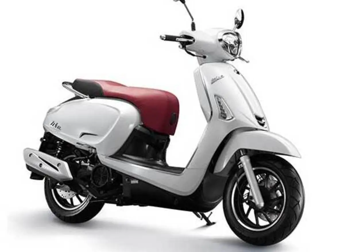 Harga dan simulasi kredit kymco like 150i terbaru