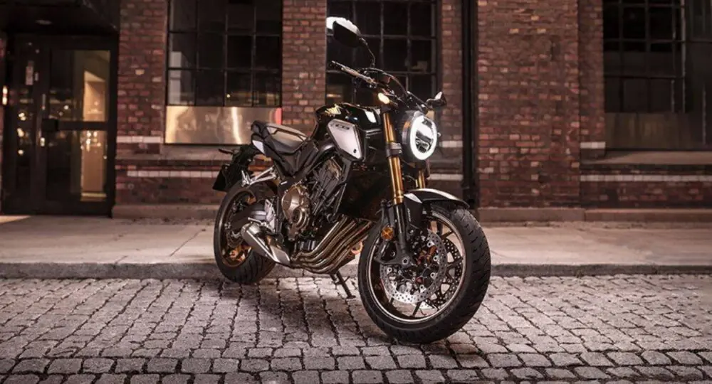 Pt astra honda motor (ahm) resmi menghadirkan versi terbaru dari motor sport besar andalannya, honda cb650r, ke pasar indonesia