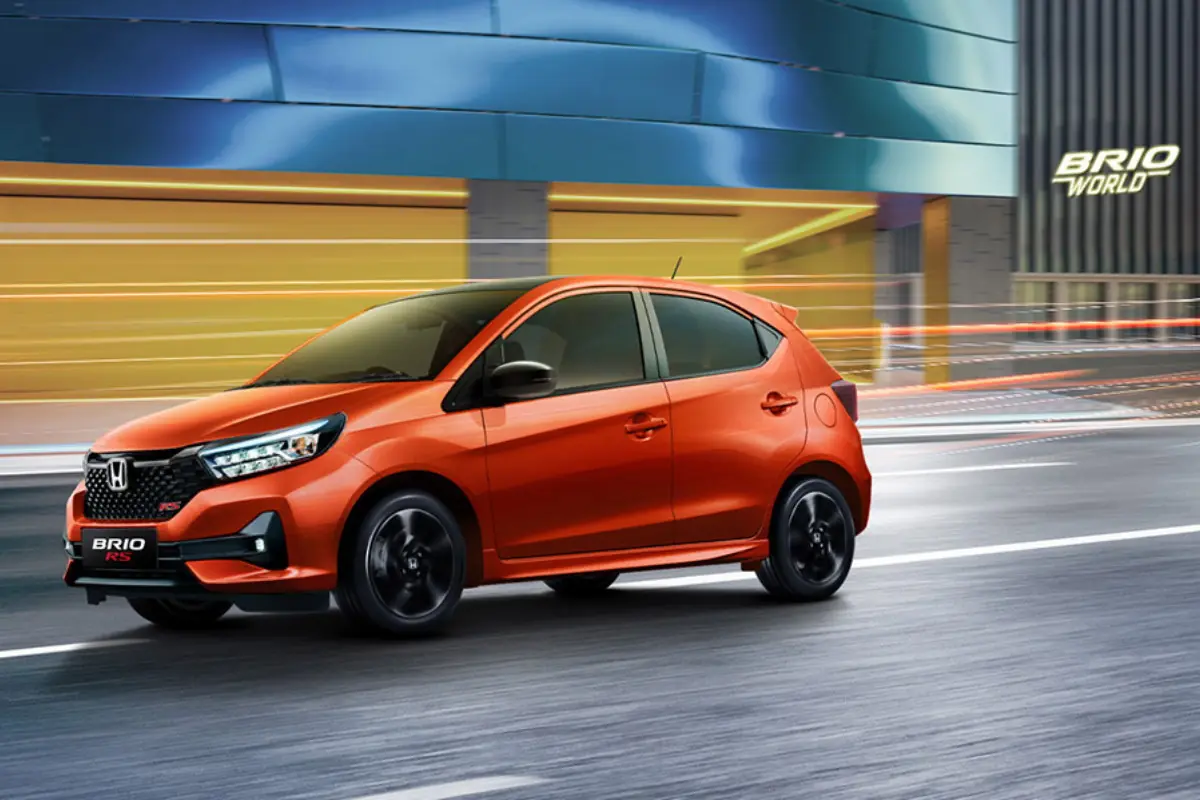 Untuk sistem keselamatan, brio satya s mt telah dilengkapi dengan teknologi pengereman abs (anti lock braking system) dan ebd (electronic brake force distribution)